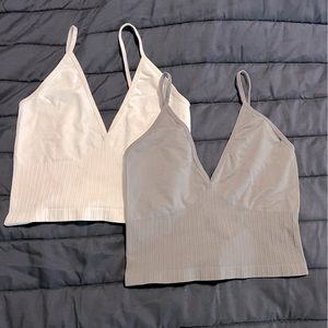 2 Bralettes